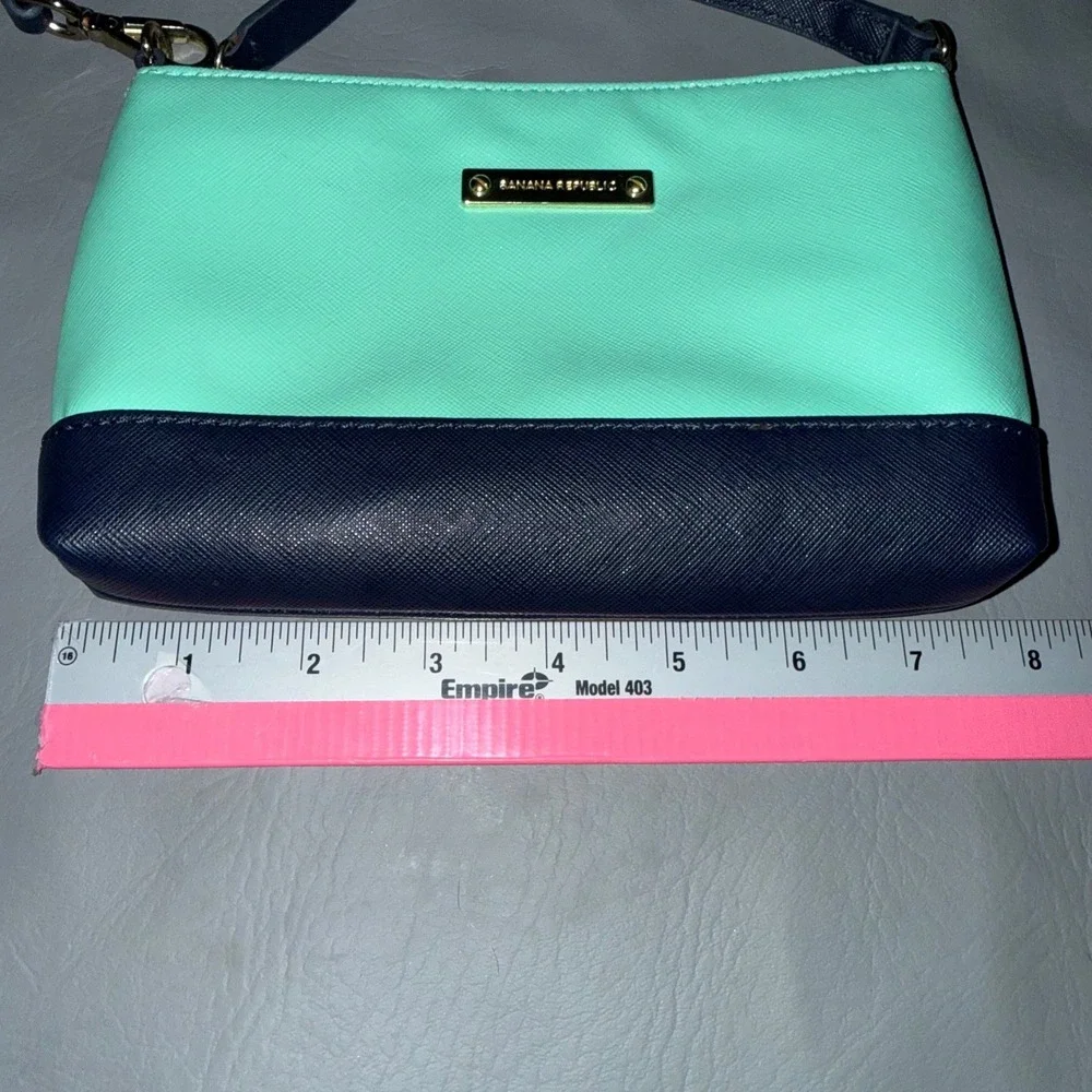 Banana Republic Bundle Sunglasses and Wristlet Mint Green Colorblock Bag